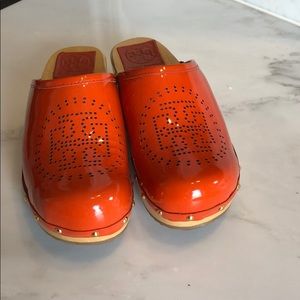 Tory Burch Clogs